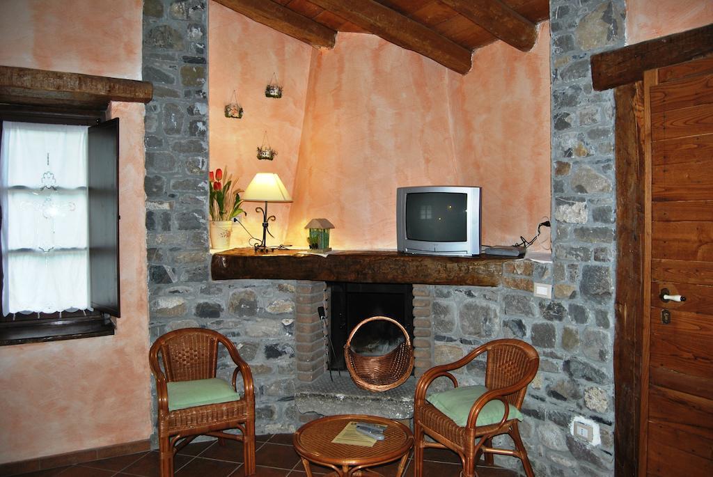 Bed and Breakfast Le Macine Del Confluente Badalucco Exterior foto